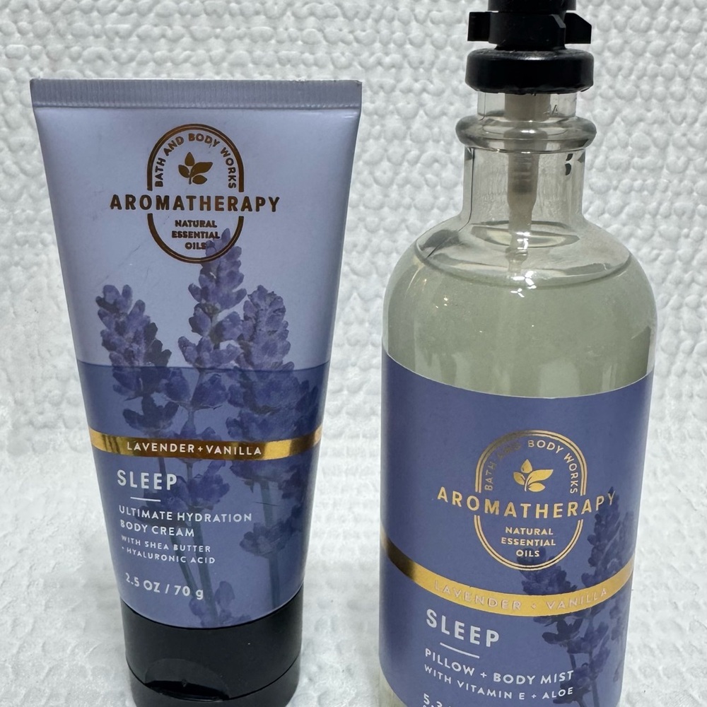 Bath & Body Works Aromatherapy Sleep Lavender + Vanilla Body Cream (Lavender)